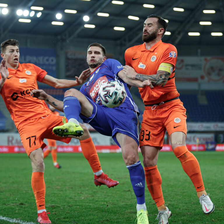 2020.12.06 Piast Gliwice - KGHM Zagłębie Lubin