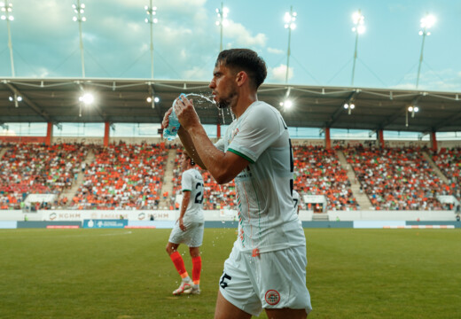 Luis Mata wypożyczony do Kajratu Ałmaty